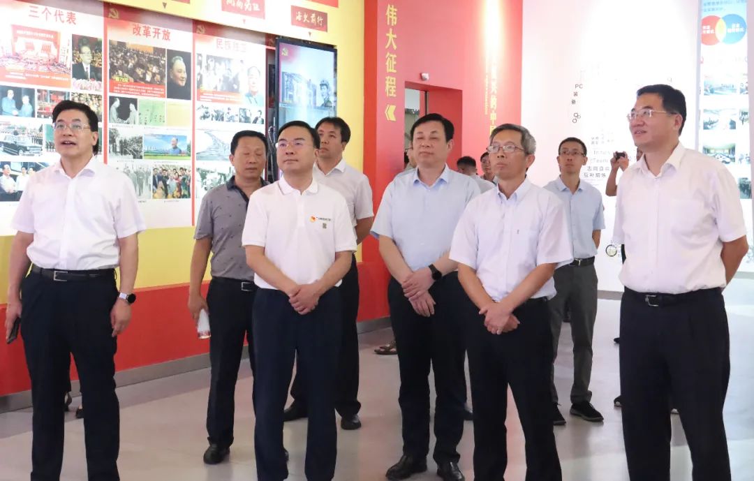 全國(guó)人大常委會(huì)預(yù)算工委副主任夏光調(diào)研天意機(jī)械